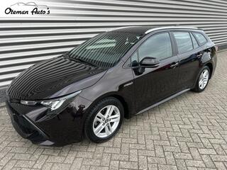 toyota-corolla-touring-sports-1.8-h