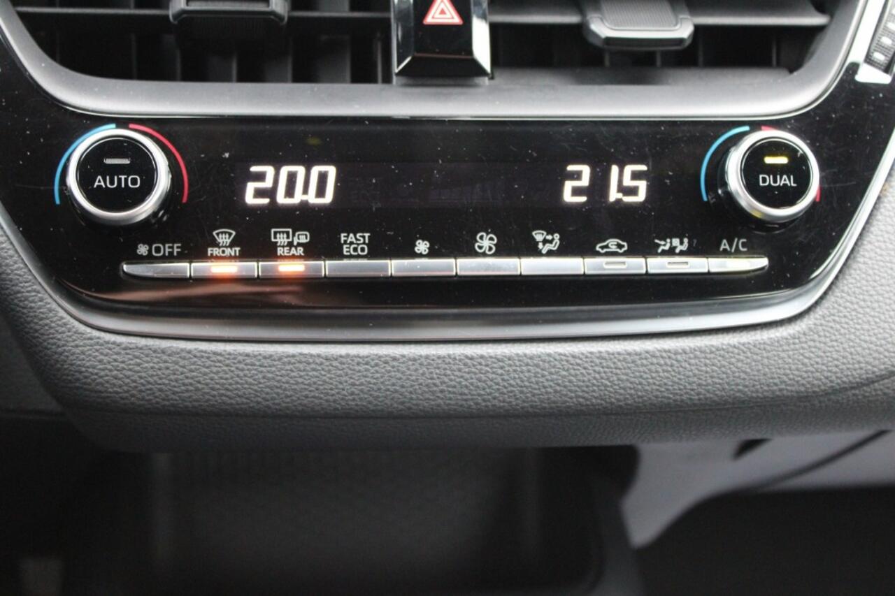 Toyota COROLLA Touring Sports 1.8 Hybrid 126pk Comfort ACC/ECC/Lane Assist