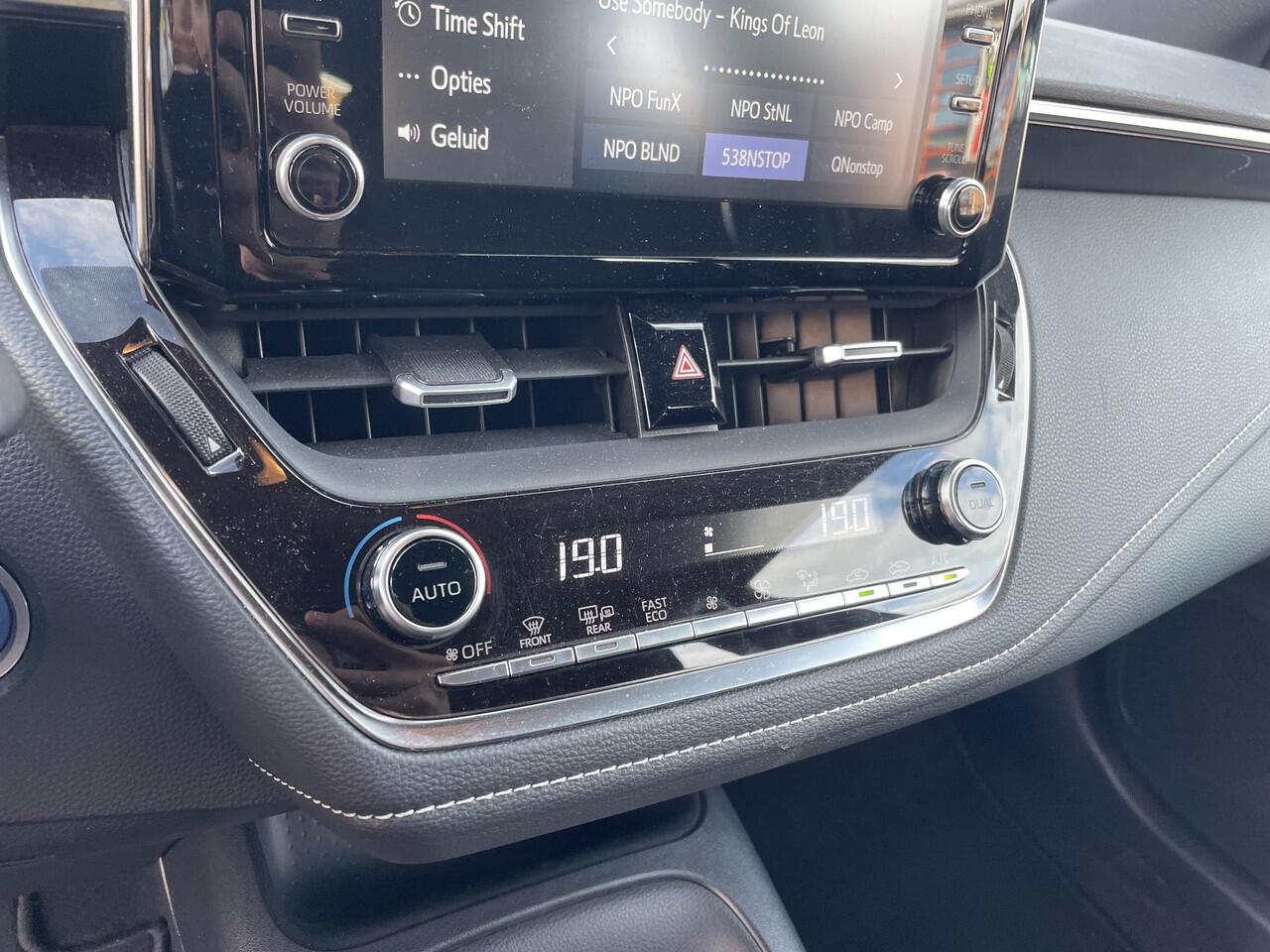 Toyota COROLLA 1.8 Hybrid Active | trekhaak | Org NL en Dealeronderhouden |