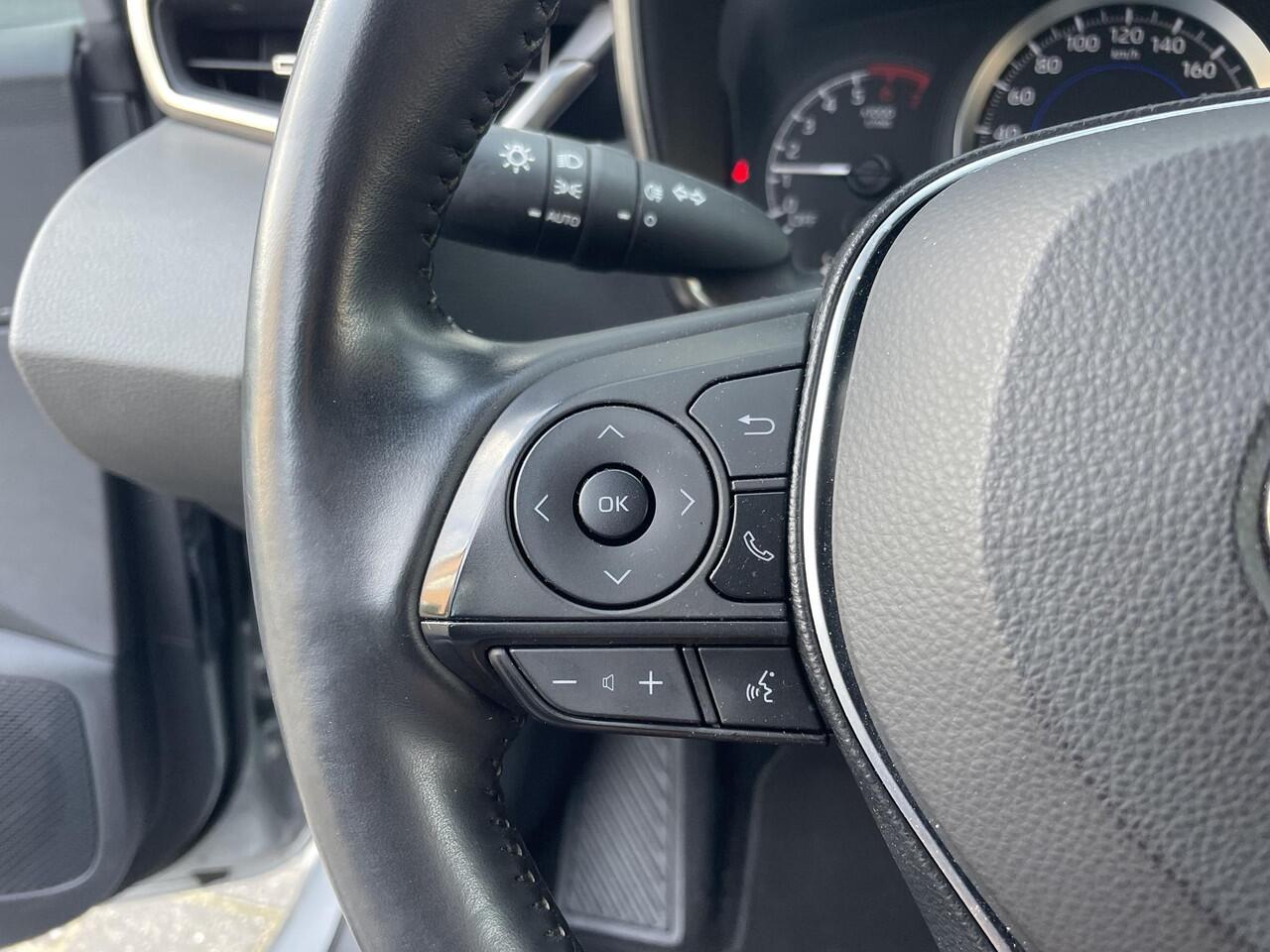 Toyota COROLLA 1.8 Hybrid Active | trekhaak | Org NL en Dealeronderhouden |