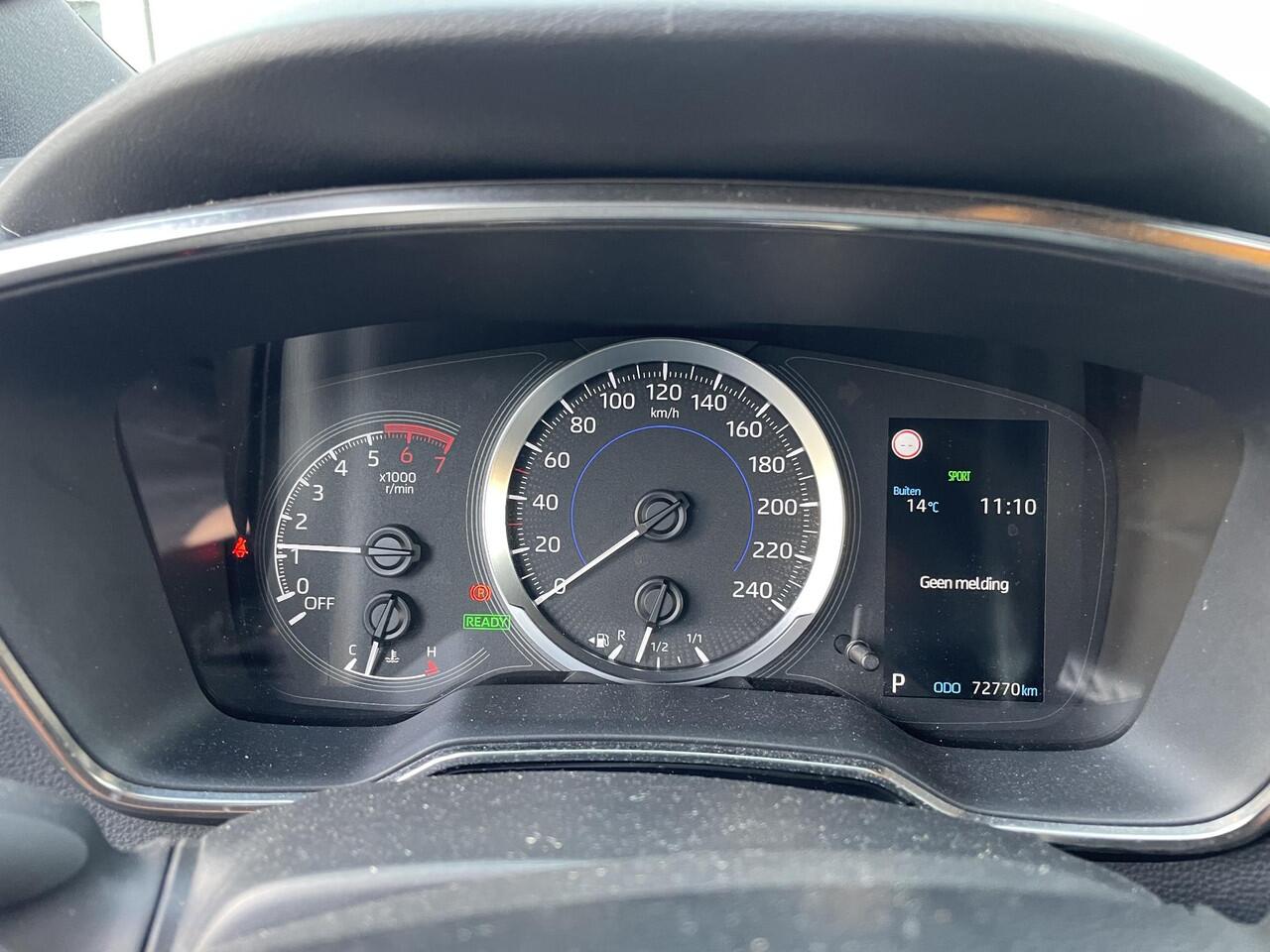 Toyota COROLLA 1.8 Hybrid Active | trekhaak | Org NL en Dealeronderhouden |