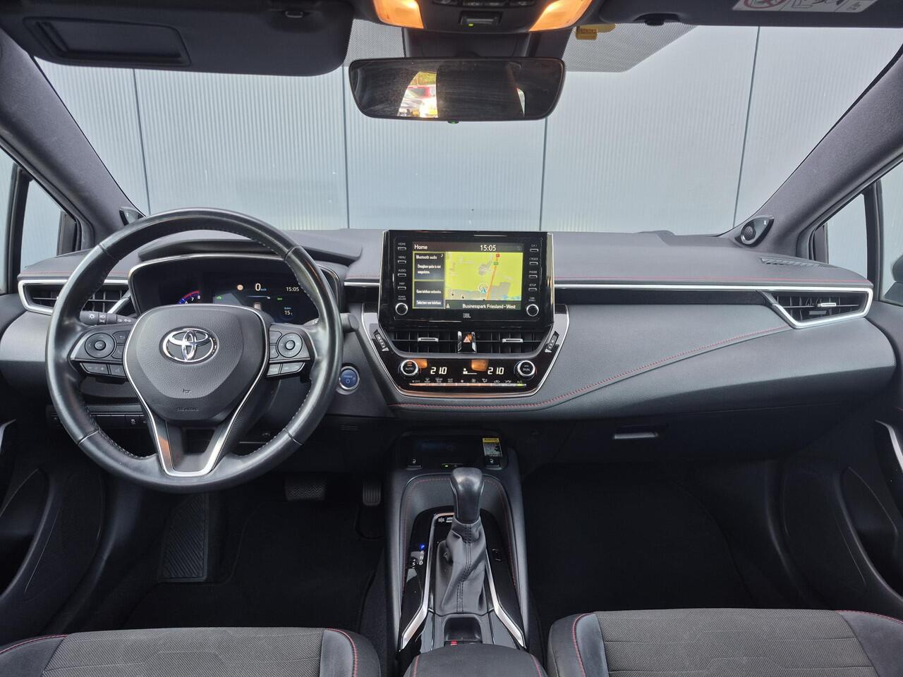 Toyota COROLLA Touring Sports 2.0 Hybrid Business Sport Intro