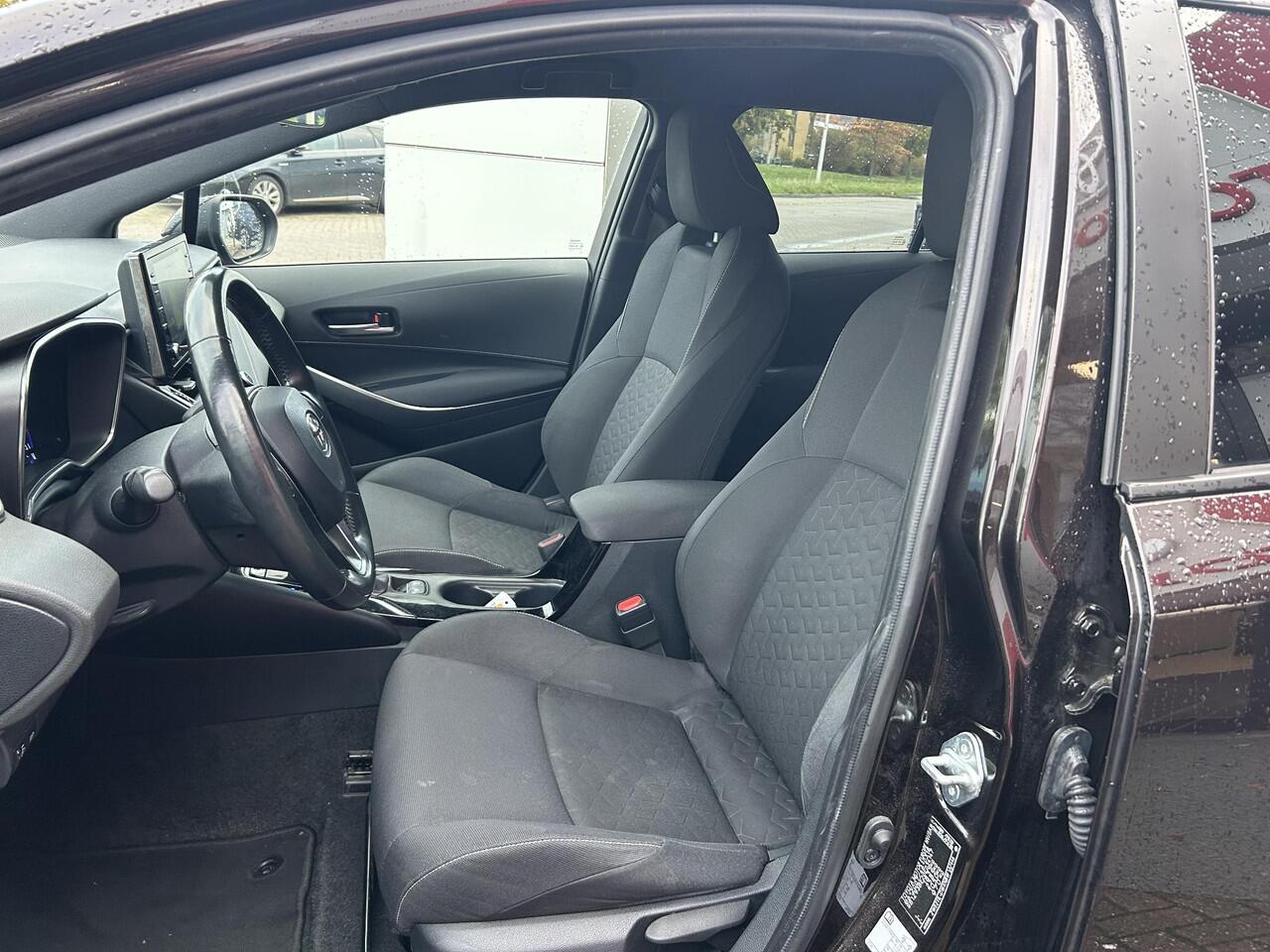 Toyota COROLLA Touring Sports 1.8 Hybrid First Edition