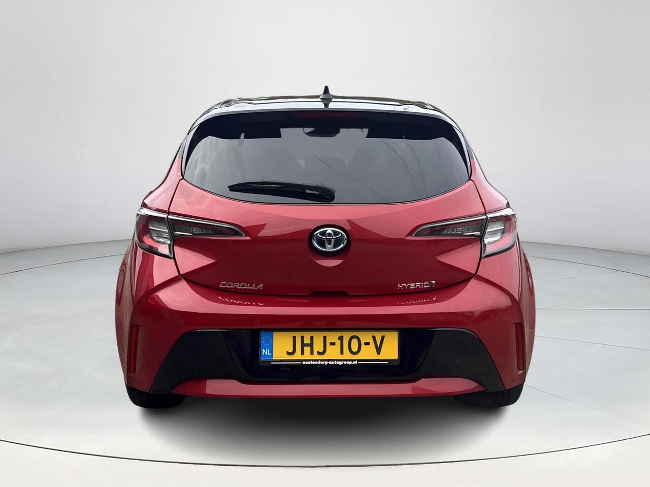 Toyota COROLLA 1.8 Hybrid Executive **NAVIGATIE/ PARKEERSENSOREN/ KEYLESS/ 36 MAANDEN GARANTIE**