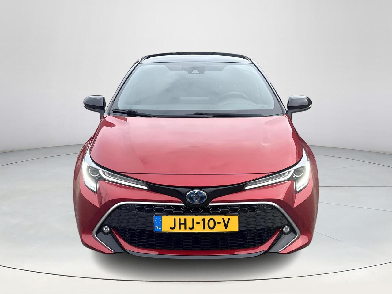 Toyota COROLLA 1.8 Hybrid Executive **NAVIGATIE/ PARKEERSENSOREN/ KEYLESS/ 36 MAANDEN GARANTIE**