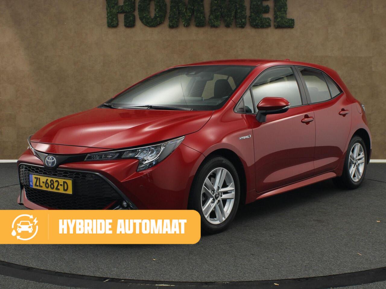 Toyota COROLLA 1.8 Hybrid Active Plus APPLE CARPLAY/ANDROID AUTO - ADAPTIEVE CRUISE CONTROL - PARKEERSENSOREN VOOR - ACHTERUITRIJ CAMERA - NAVIGATIE - CLIMATE CONTROL - DRAADLOZE TELEFOONLADER
