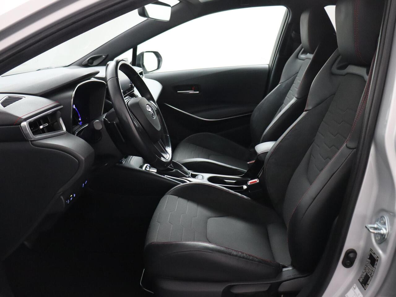 Toyota COROLLA Touring Sports 2.0 Hybrid Executive JBL | Trekhaak | Camera | Navigatie!