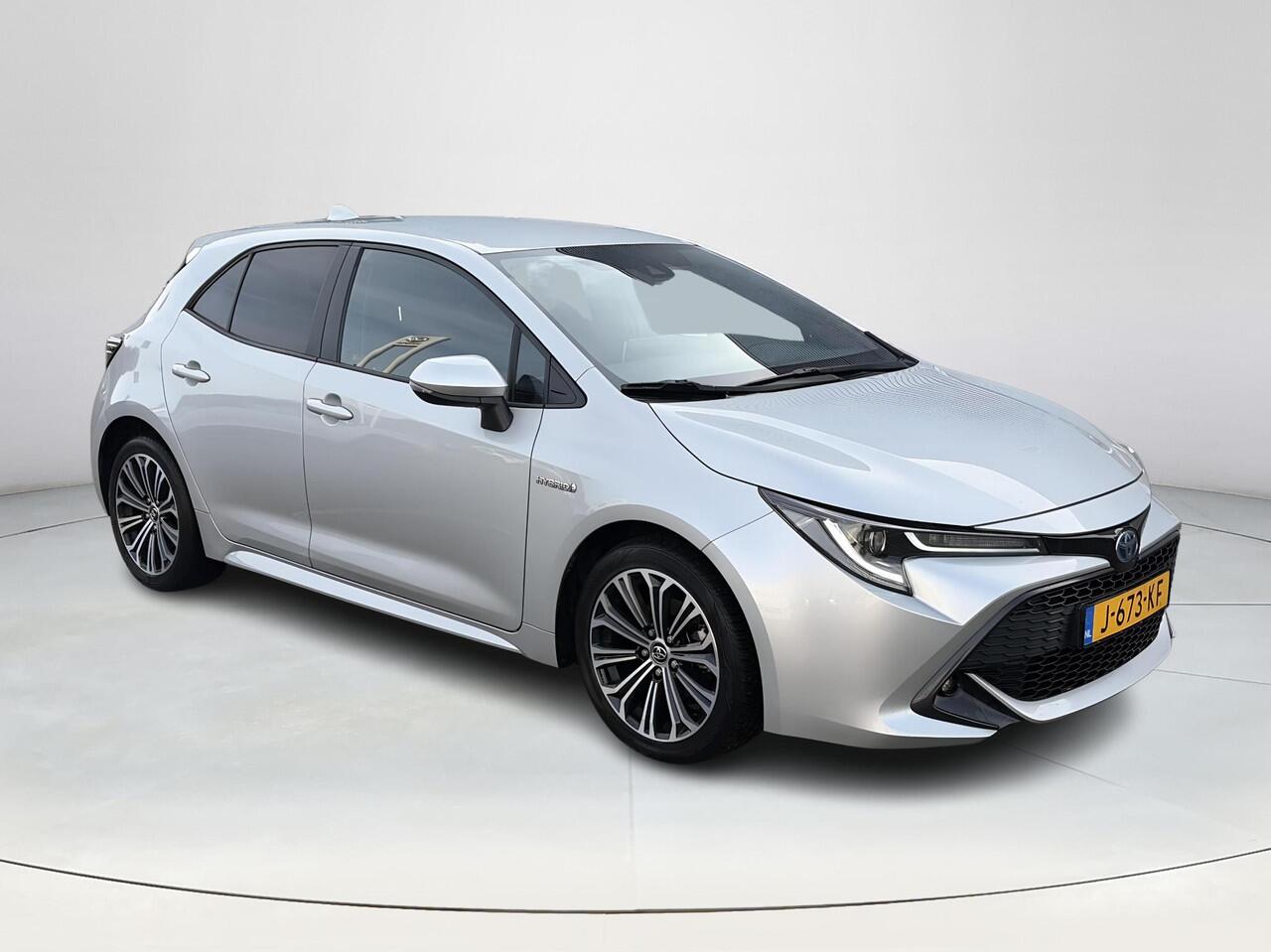 Toyota COROLLA 1.8 Hybrid Business Intro