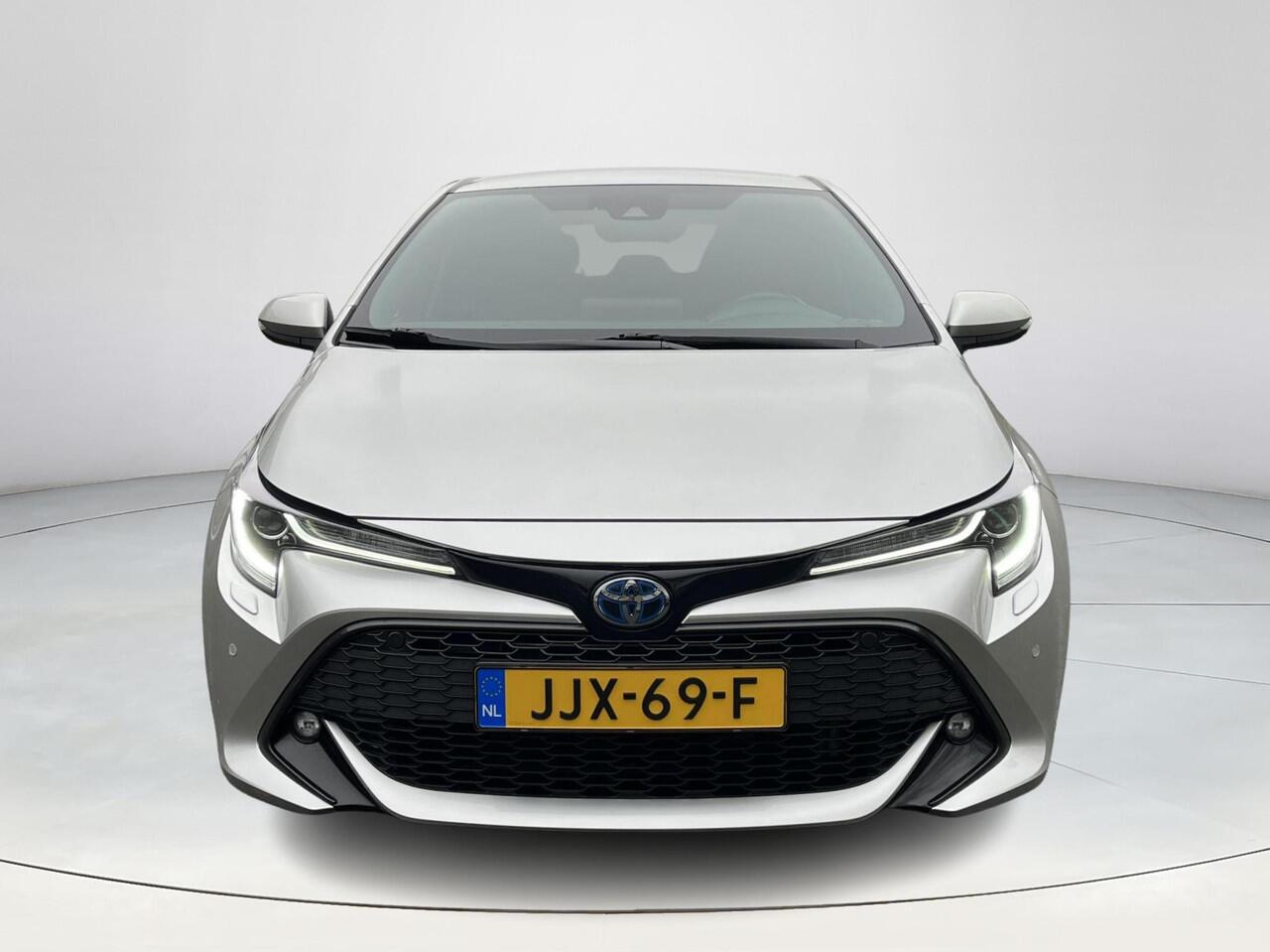 Toyota COROLLA 2.0 Hybrid Dynamic | Navigatie | Parkeersensoren | Stoelverwarming | Carplay |