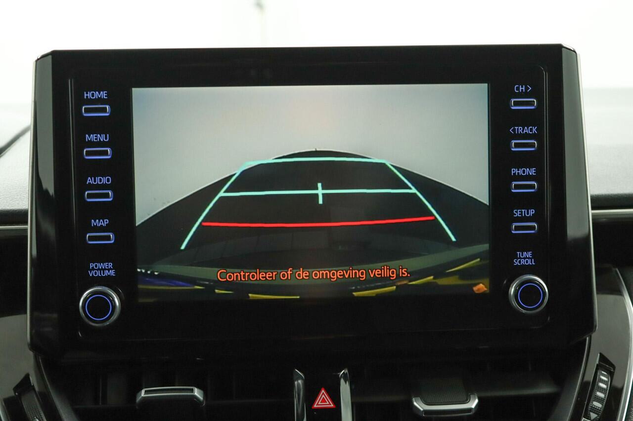 Toyota COROLLA Touring Sports 2.0 Hybrid First Edition | Adaptive Cruise Control | Navigatie | Apple Carplay | Android Auto | Stoelverwarming | Open dak |