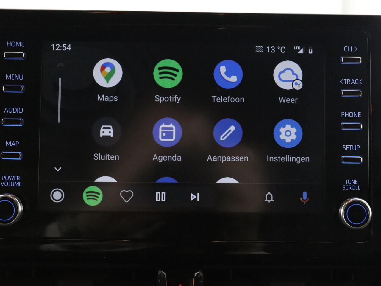 Toyota COROLLA Touring Sports 2.0 Hybrid First Edition | Navigatie | Apple Carplay & AndroidAUTO | 1e eigenaar | Camera |