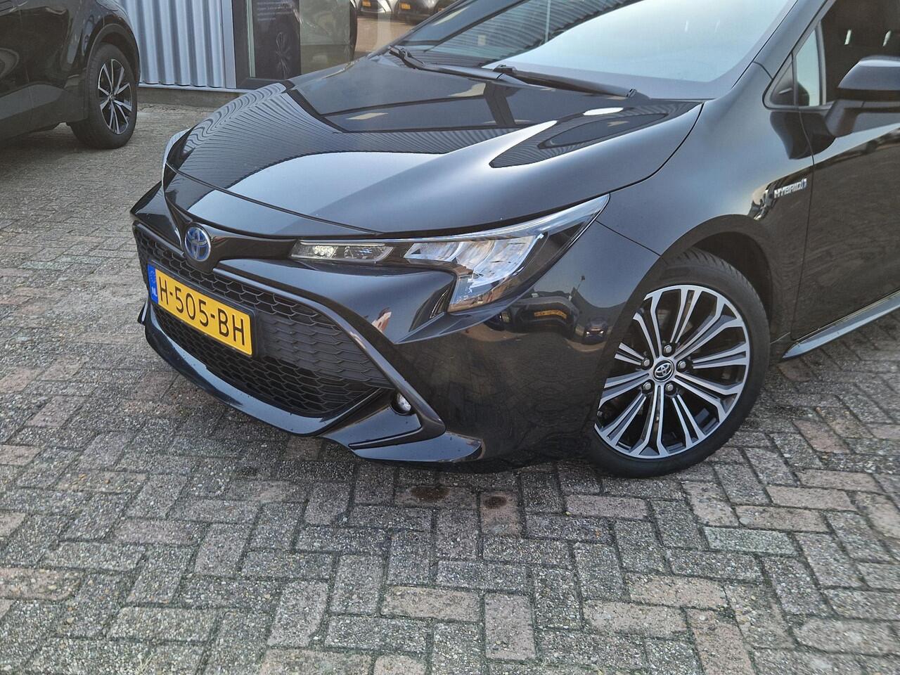 Toyota COROLLA Touring Sports 2.0 Hybrid Dynamic 180 pk