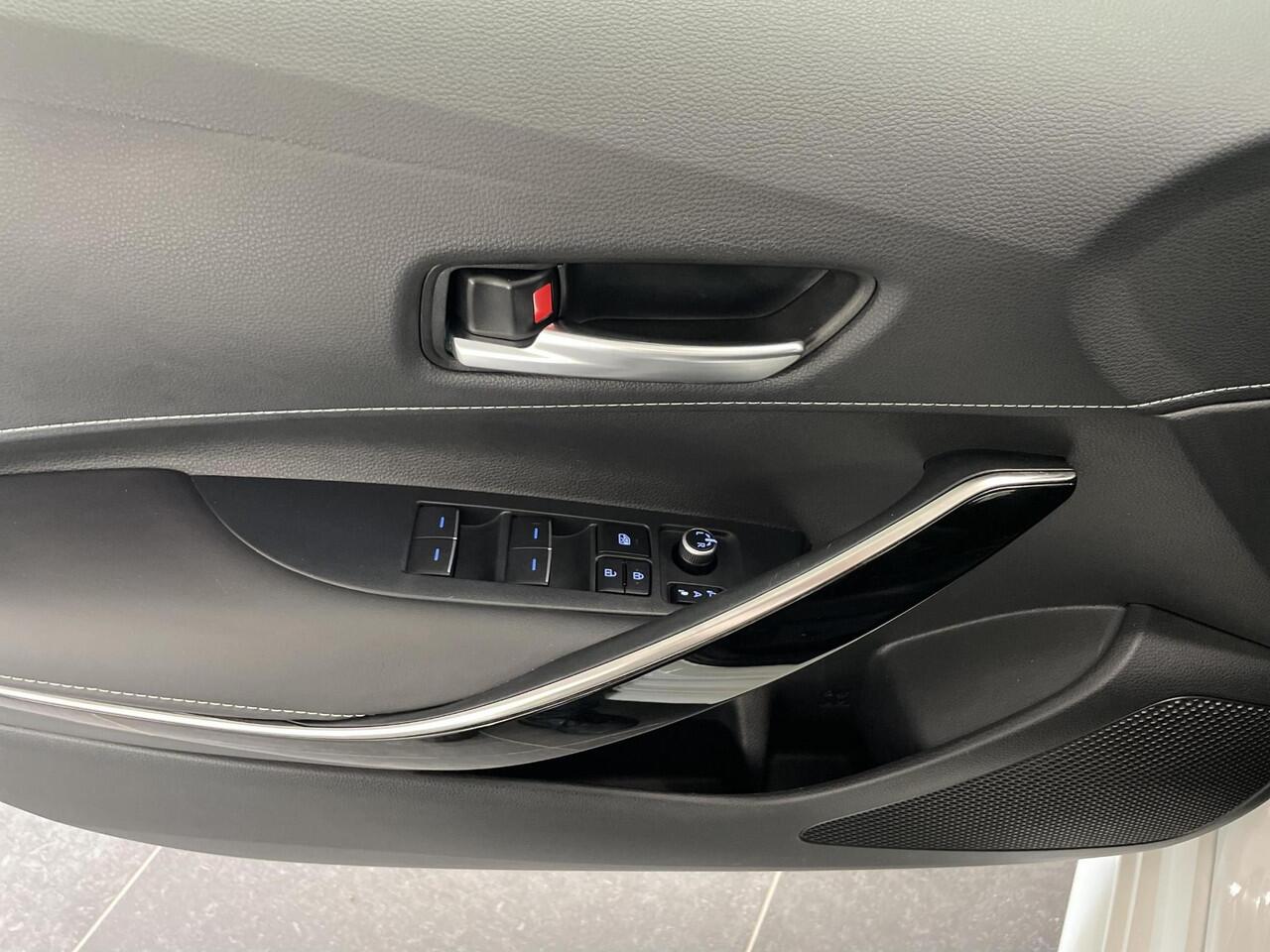 Toyota COROLLA Touring Sports 2.0 Hybrid Premium