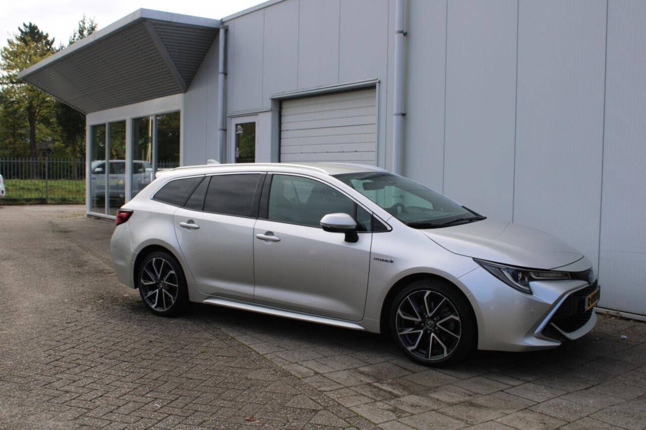 Toyota COROLLA Touring Sports 2.0 Hybrid Executive + Trekhaak