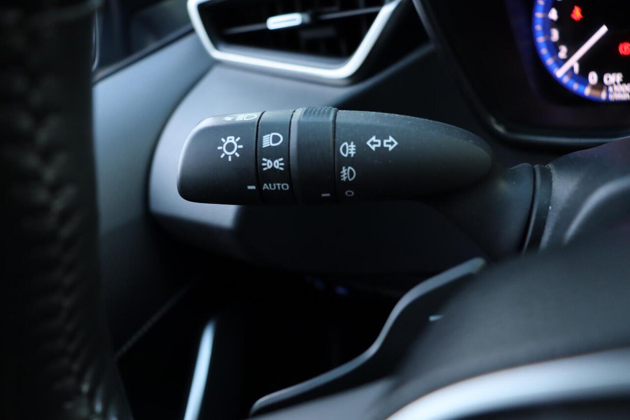 Toyota COROLLA Touring Sports 2.0 Hybrid Dynamic, Navi, Cruise control, Apple Carplay, Android Auto, parkeercamera.