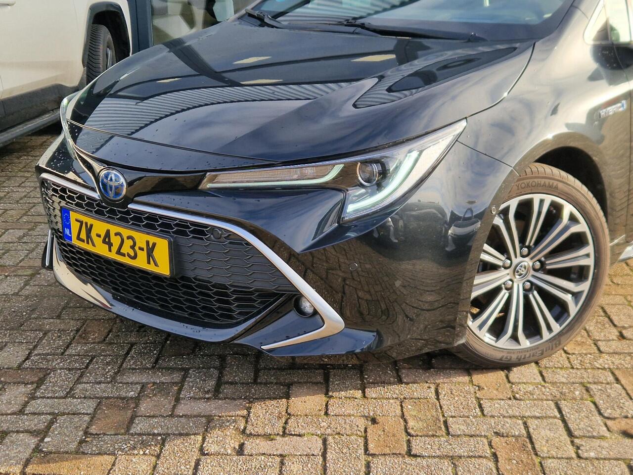 Toyota COROLLA Touring Sports 1.8 Hybrid Executive