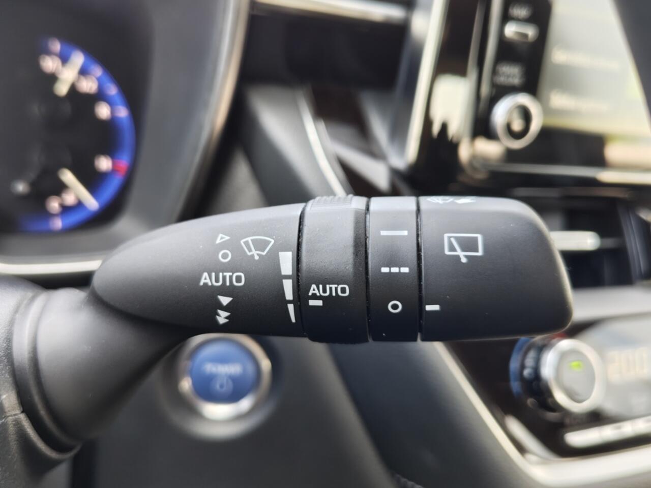 Toyota COROLLA 2.0 Hybrid Dynamic | Navi | Parkeercamera | Android Auto