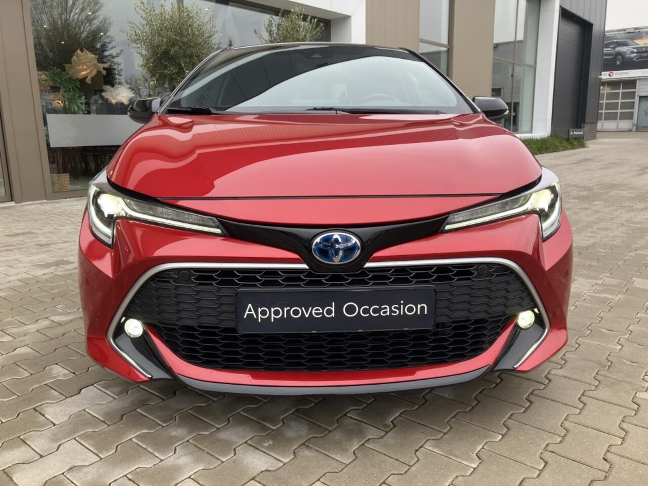 Toyota COROLLA 1.8 Hybrid Executive | Blindspot | Trekhaak | Pdc v/a