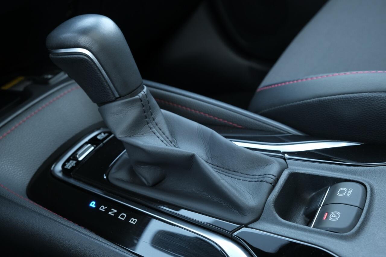 Toyota COROLLA 1.8 Hybrid 122 Executive Automaat | Blind Spot monitor | Sportst