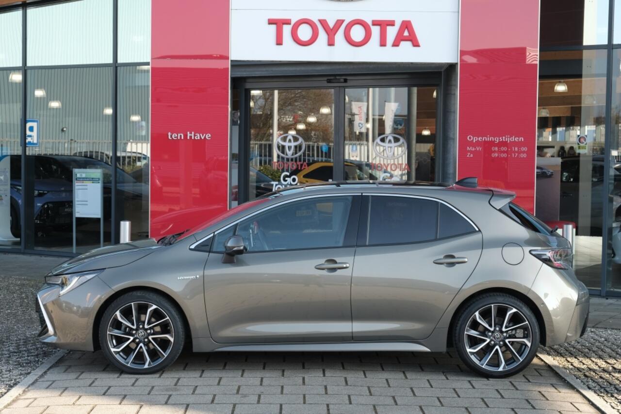 Toyota COROLLA 1.8 Hybrid 122 Executive Automaat | Blind Spot monitor | Sportst