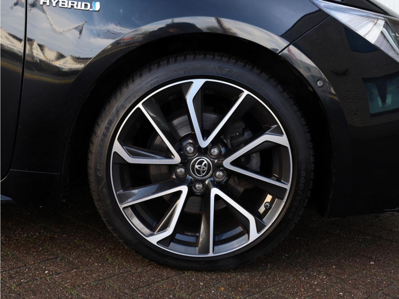 Toyota COROLLA Touring Sports 2.0 Hybrid Premium | Panoramadak | Leder | JBL Audio