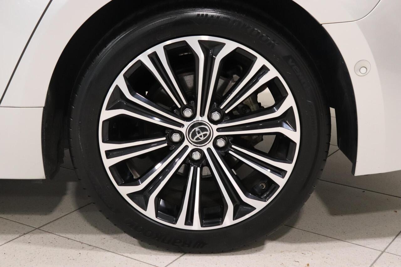 Toyota COROLLA Touring Sports 1.8 Hybrid Executive, Head-up, BSM, Stoelverwarming, Apple Carplay/Android Auto!