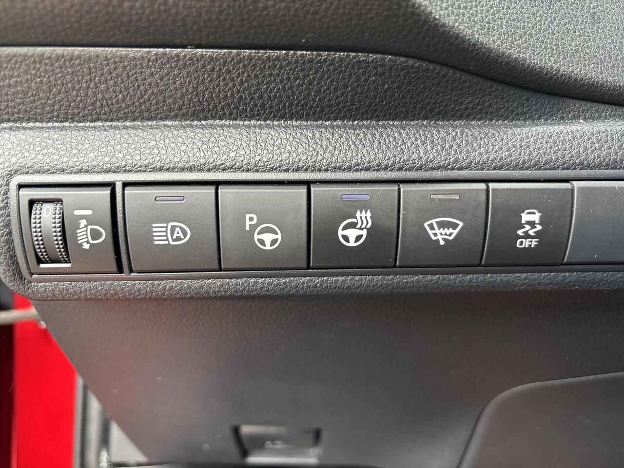 Toyota COROLLA 1.8 Hybrid Executive | All-in prijs | Automaat | Apple car play | Parkeersensoren