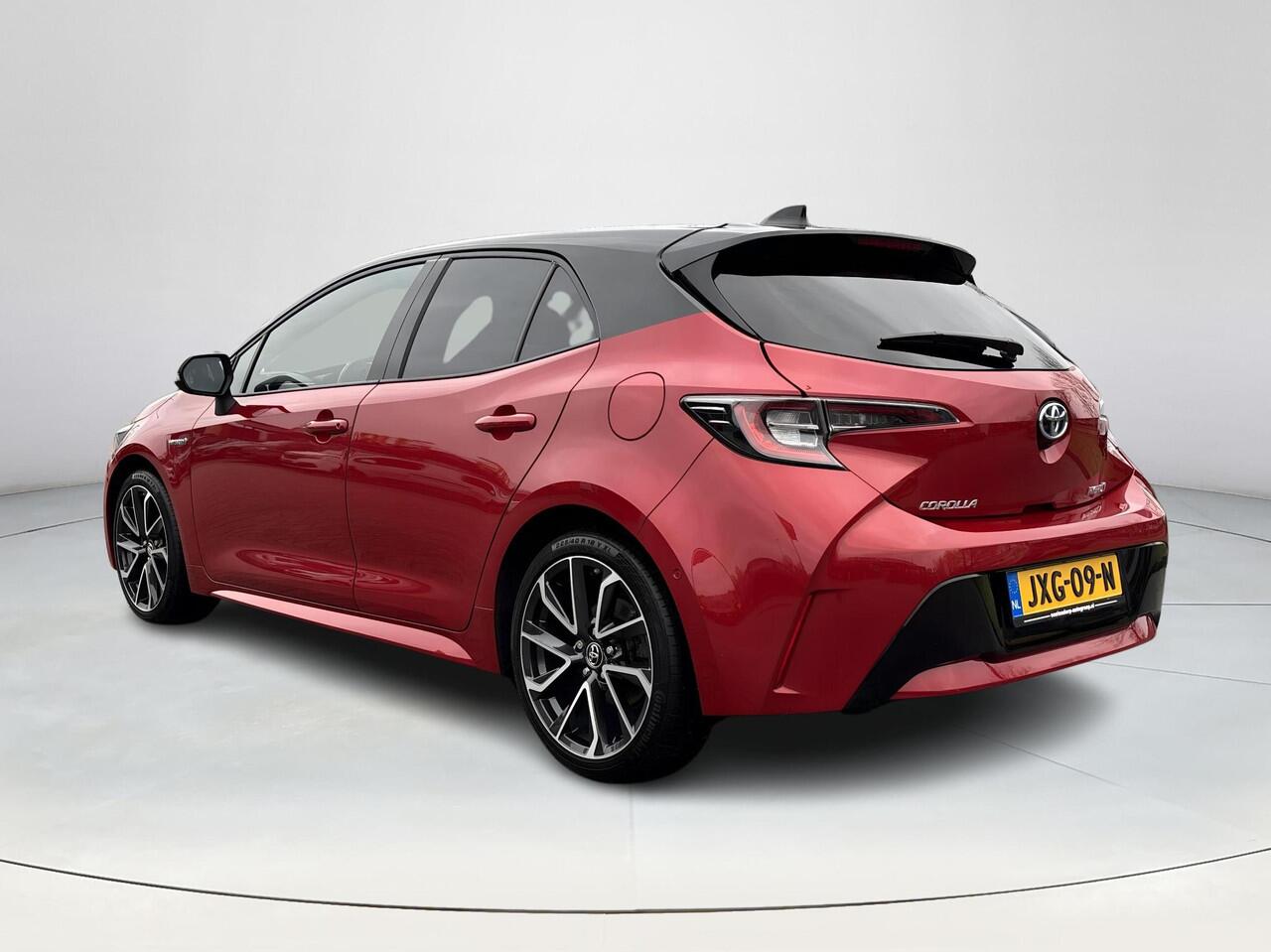 Toyota COROLLA 1.8 Hybrid Executive | All-in prijs | Automaat | Apple car play | Parkeersensoren