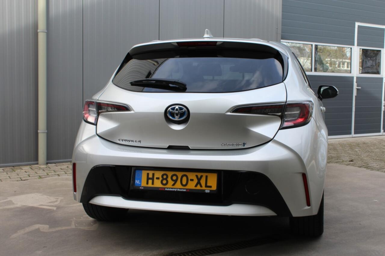 Toyota COROLLA 1.8 Hybrid Style LED / Bluetooth / Cruise Control