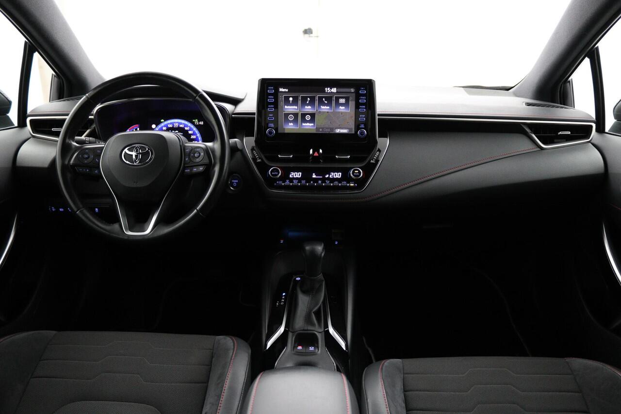 Toyota COROLLA 2.0 Hybrid Executive | Stoelverwarming | Parkeersensoren | Navigatie |