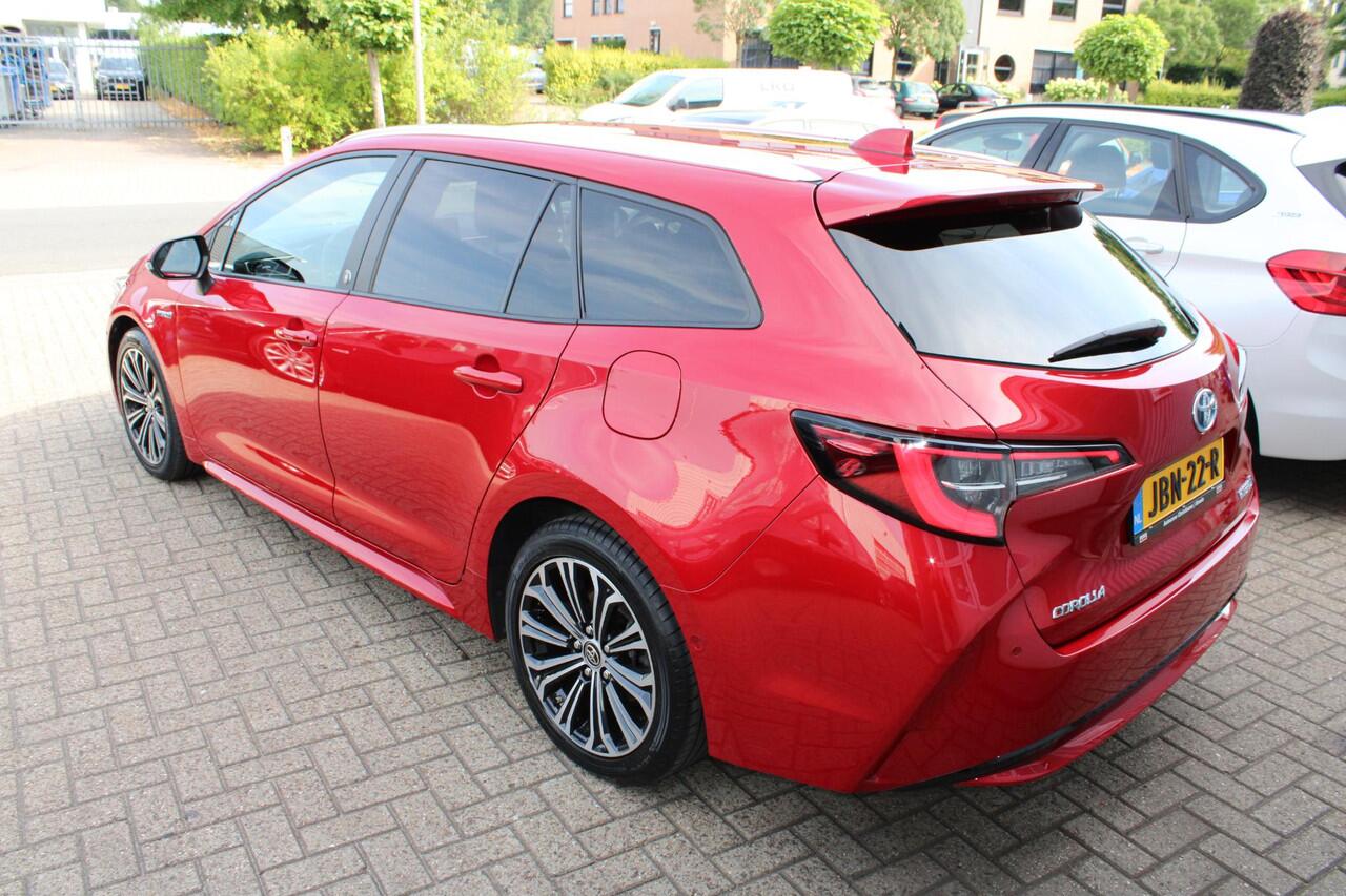 Toyota COROLLA Touring Sports 1.8 Hybrid Executive