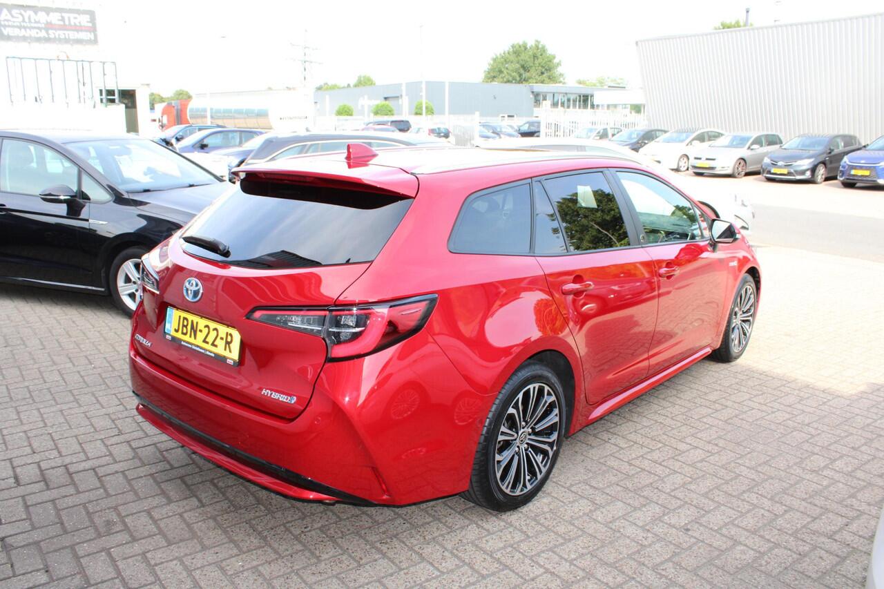 Toyota COROLLA Touring Sports 1.8 Hybrid Executive