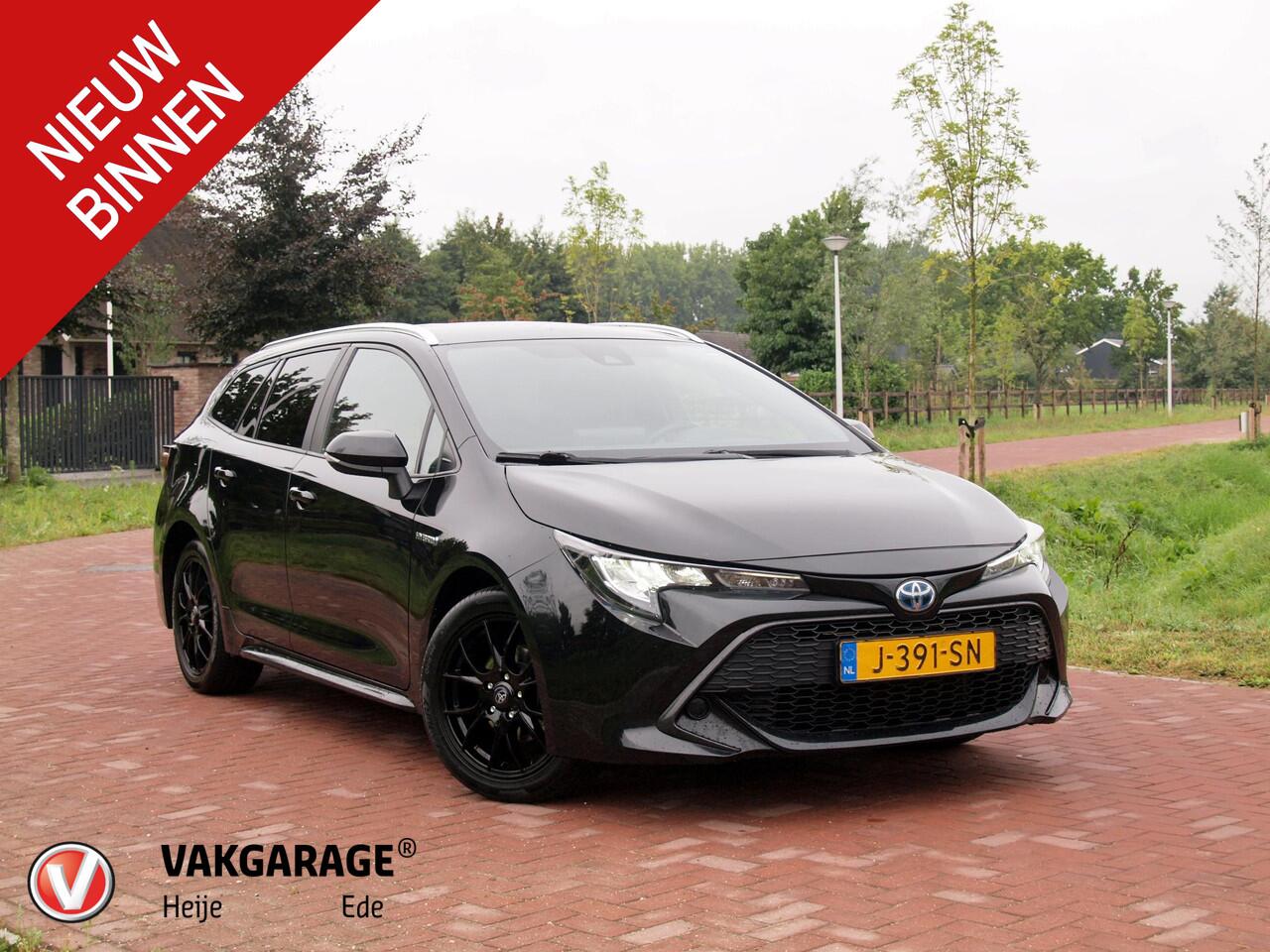 Toyota COROLLA Touring Sports 1.8 Hybrid Business Black Style-pakket | 17 Inch | Camera | Apple Carplay | Cruise Control | NL-Auto |
