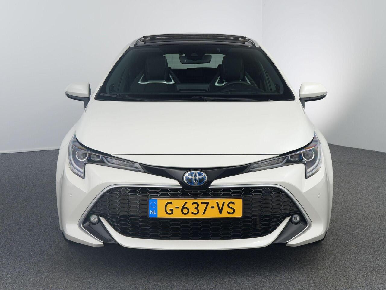 Toyota COROLLA Touring Sports 2.0 Hybrid Premium | Pano | Carplay | Camera | HUD |