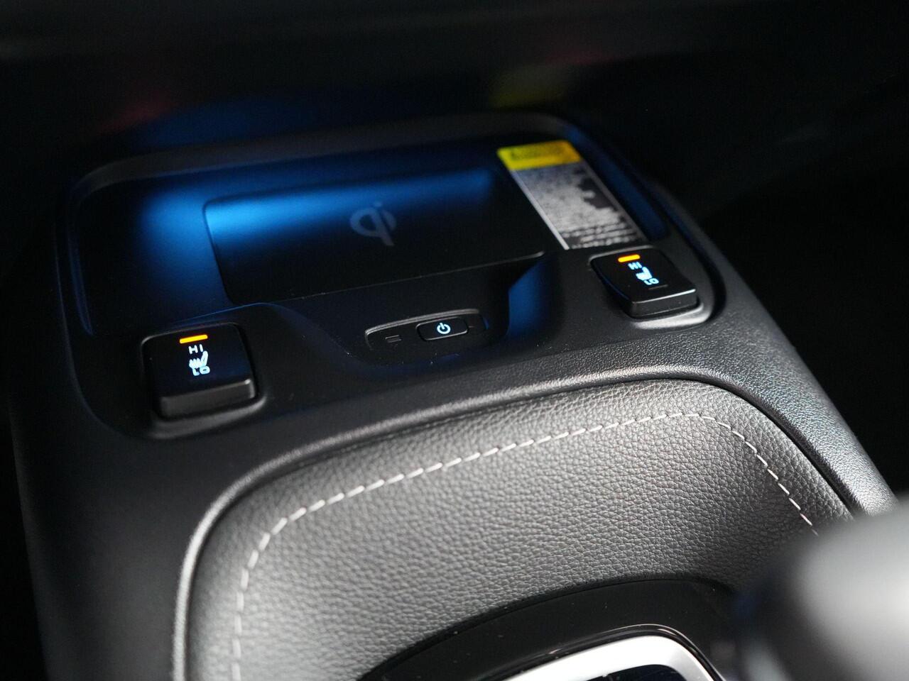 Toyota COROLLA Touring Sports 2.0 Hybrid Premium | Pano | Carplay | Camera | HUD |