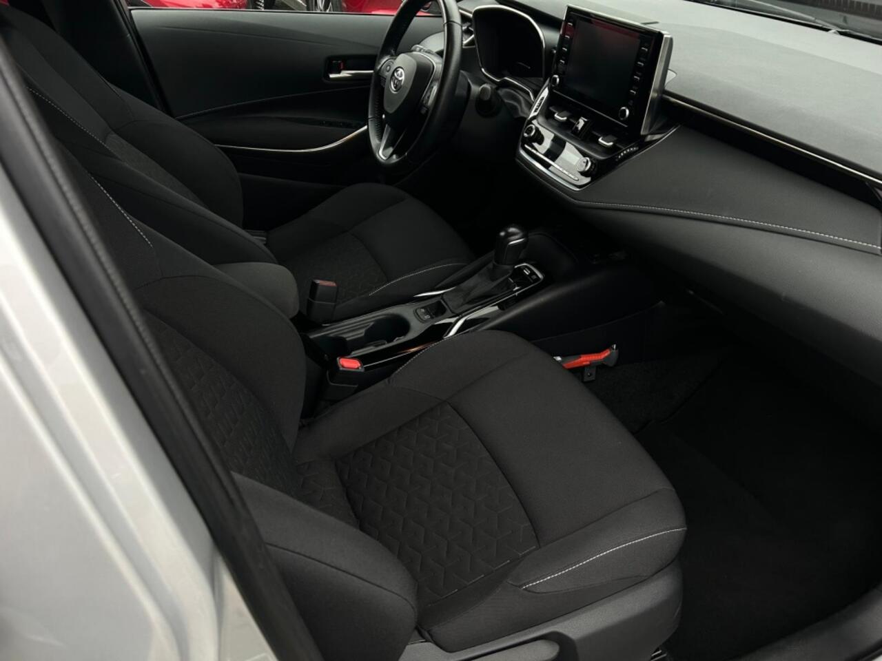 Toyota COROLLA 1.8 Hybrid Dynamic [ Camera Nav Stoelverwarming ]