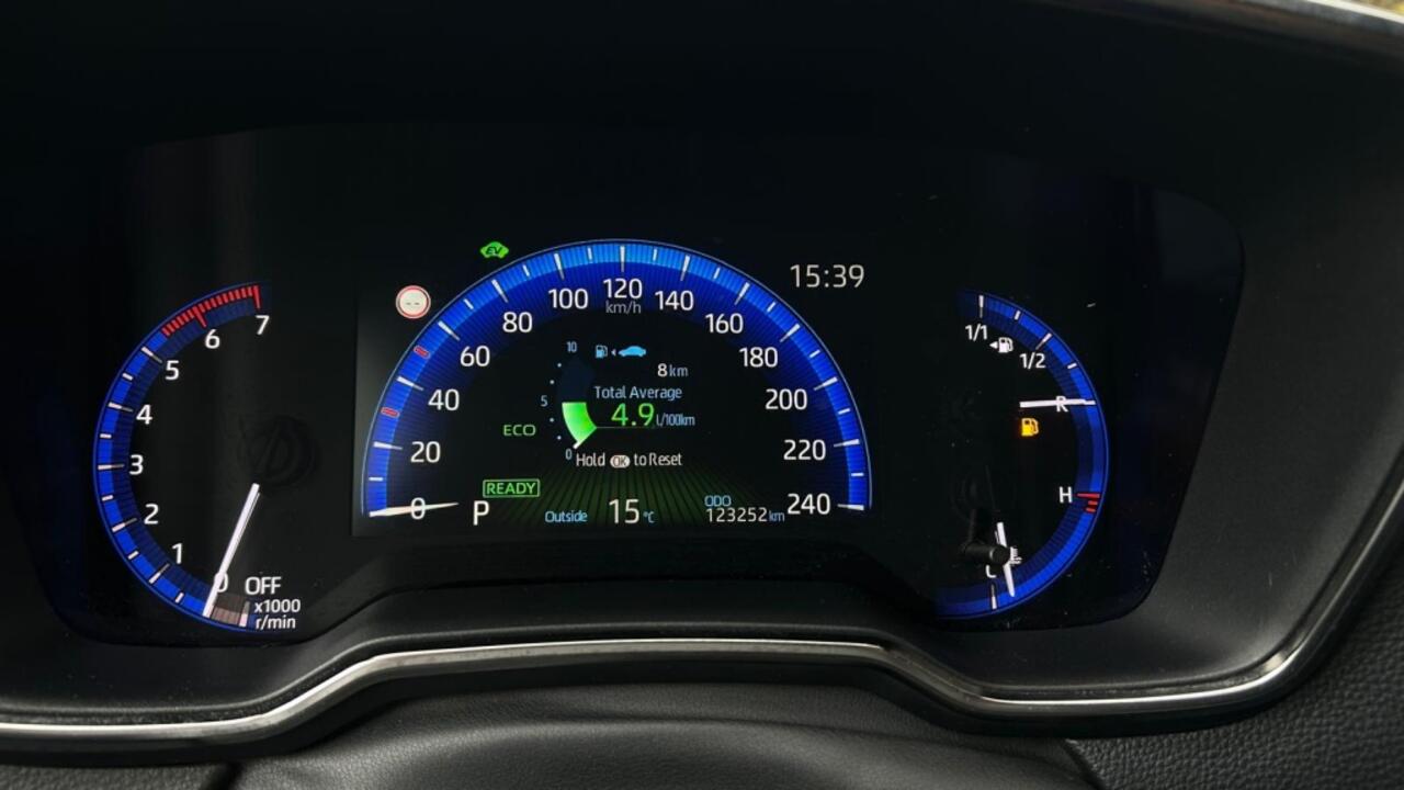 Toyota COROLLA 1.8 Hybrid Dynamic [ Camera Nav Stoelverwarming ]
