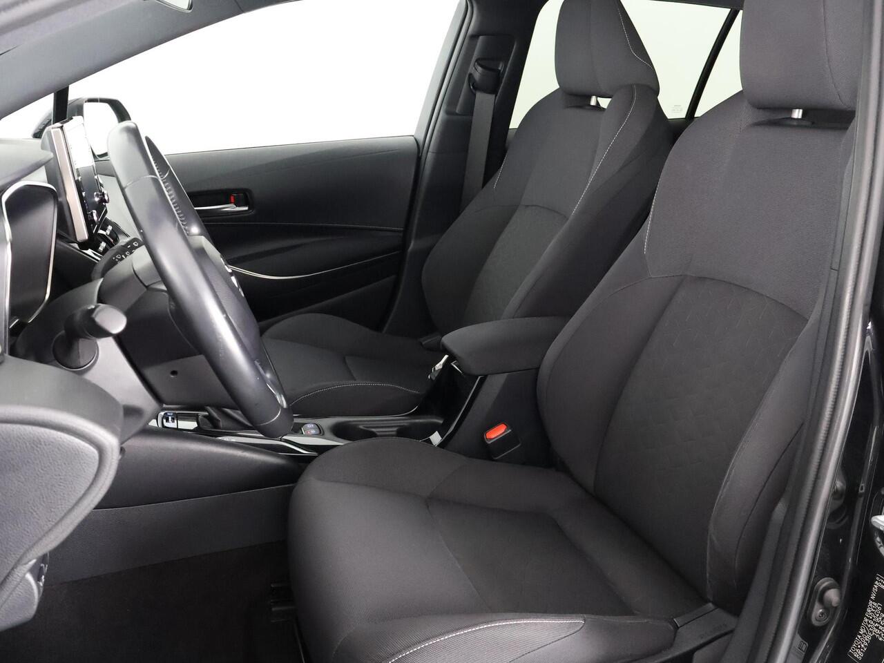 Toyota COROLLA Touring Sports 1.8 HYBRIDE BUSINESS BLACKLINE GARANTIE 2030** BLACKLINE .1e EIG. 100% ONDERHOUDEN