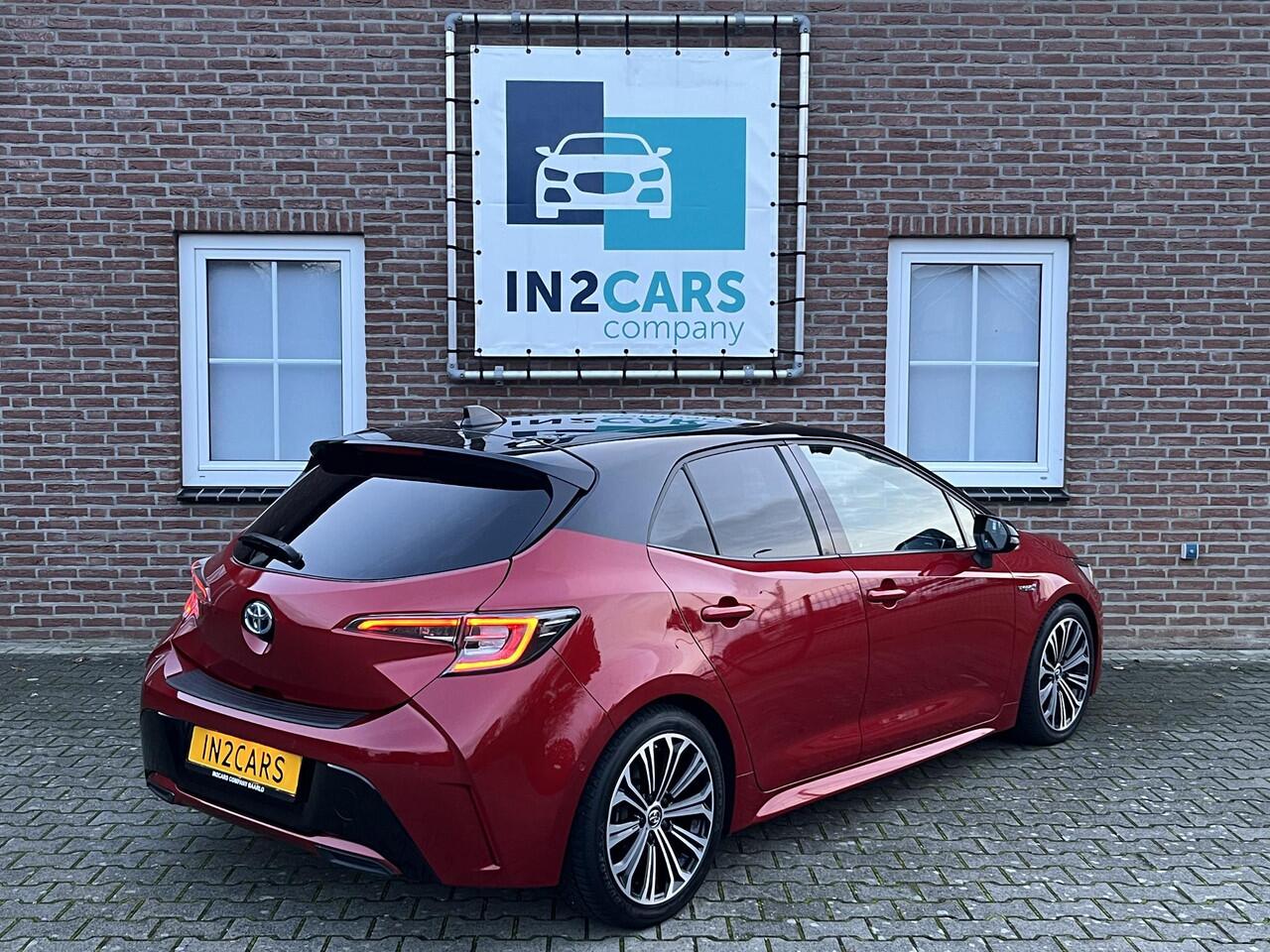 Toyota COROLLA 2.0 Hybrid Style Bi-Tone *JBL Premium Sound*