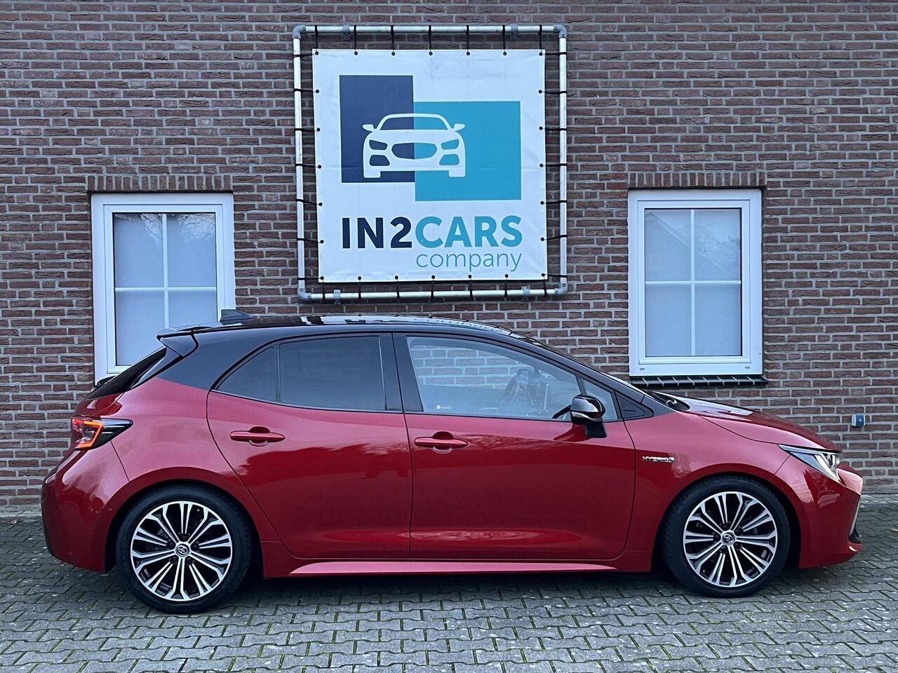 Toyota COROLLA 2.0 Hybrid Style Bi-Tone *JBL Premium Sound*