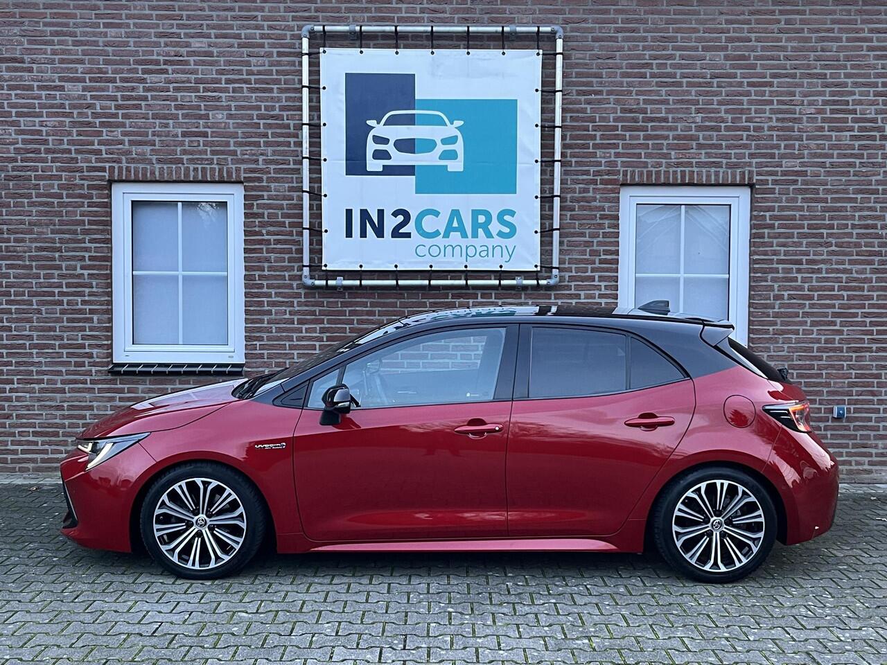 Toyota COROLLA 2.0 Hybrid Style Bi-Tone *JBL Premium Sound*