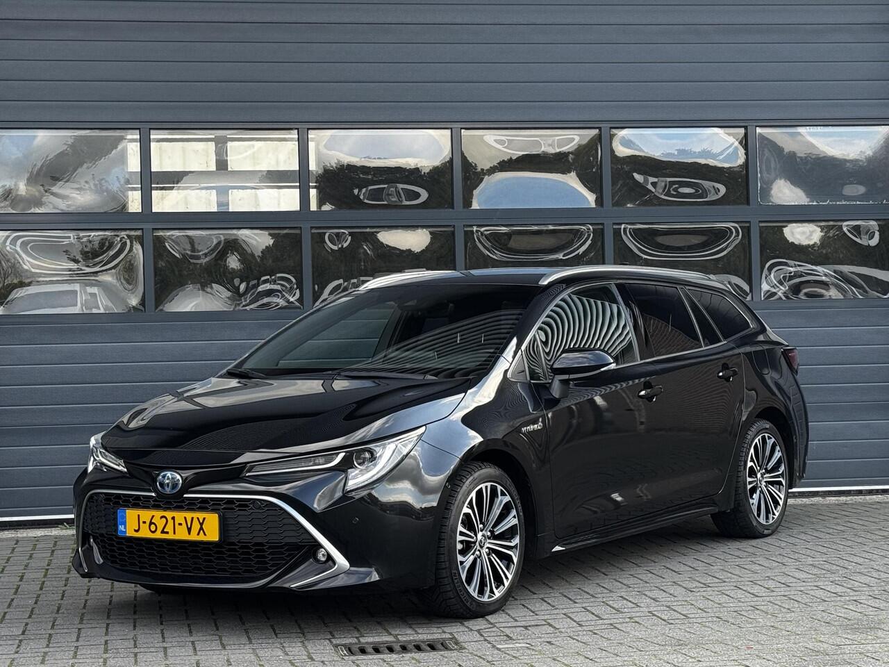 Toyota COROLLA TOURING SPORTS 1.8 HYBRID EXECUTIVE I AUTOMAAT I ADAPT. CRUISE CONTROL I ALCANTARA I APPLE CARPLAY