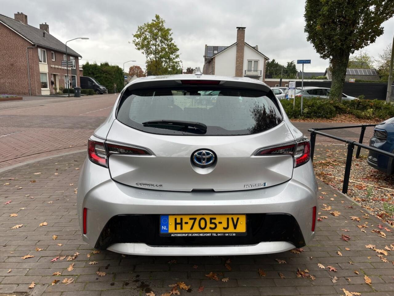 Toyota COROLLA 1.8 HYBRID AUTOMAAT / CAMERA / CARPLAY / NAVI / LM-VELGEN