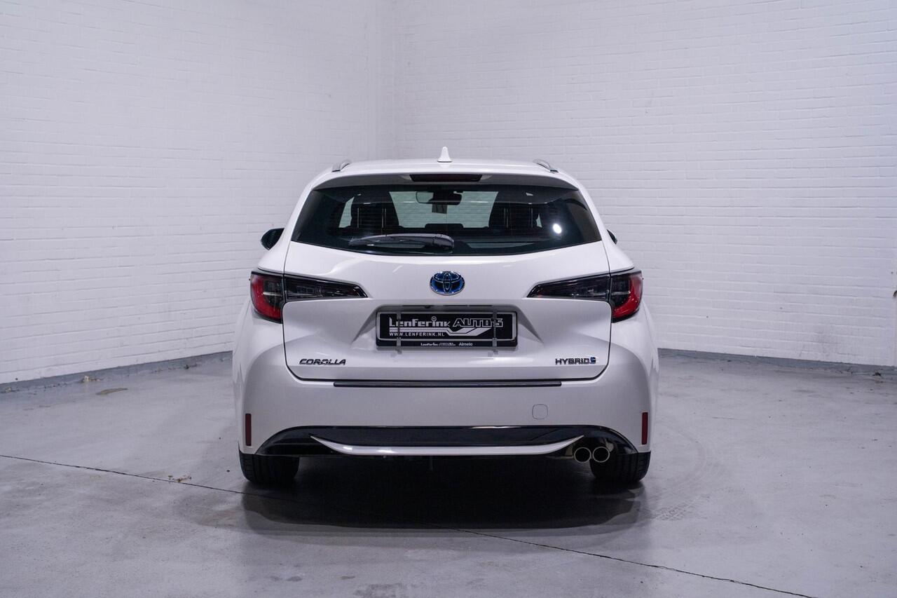 Toyota COROLLA Touring Sports 2.0 Hybrid Dynamic navigatie privateglas afneembare trekhaak allu-dakrail camera multi-stuurbediening service-boekje aanwezig schakelflippers aan het stuur key-less entry en start