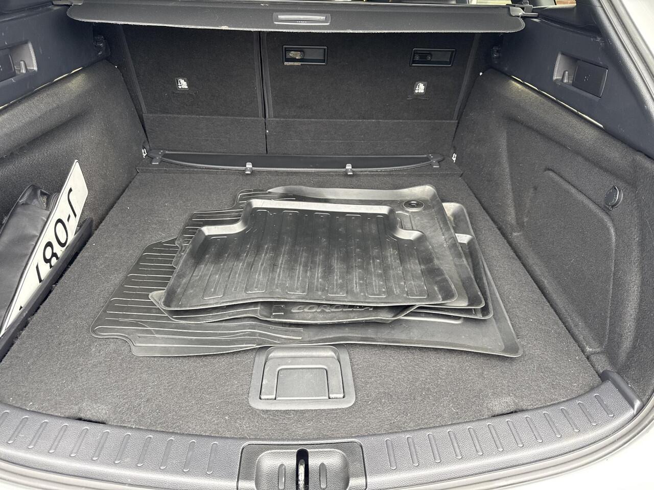 Toyota COROLLA Touring Sports 2.0 Hybrid GR-Sport / Prijs Incl 12 maanden BOVAG garantie