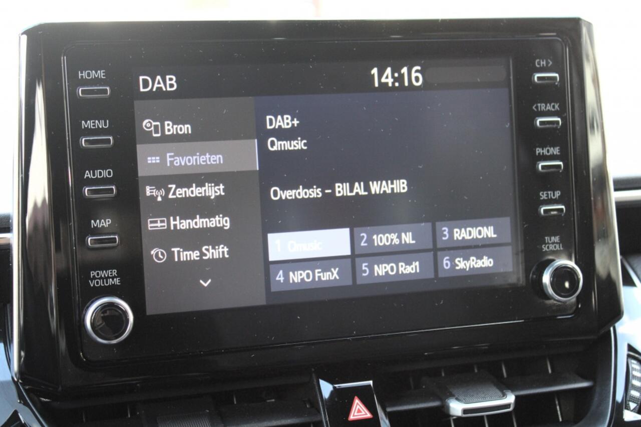 Toyota COROLLA Touring Sports 1.8 Hybrid Business Plus