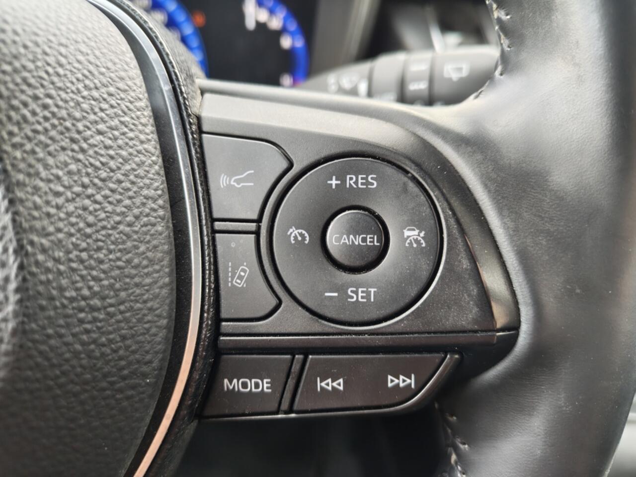 Toyota COROLLA 1.8 Hybrid Dynamic | Sensoren voor | Stoelverwarming | Android A