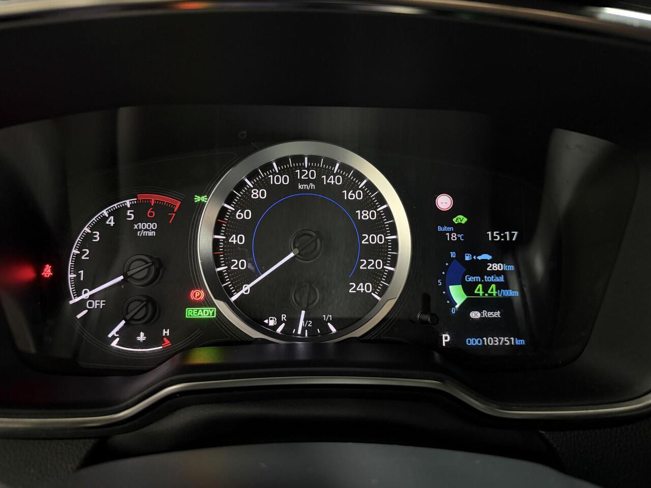 Toyota COROLLA Touring Sports 1.8 Hybrid Active | Navigatie | Dealer onderhouden |