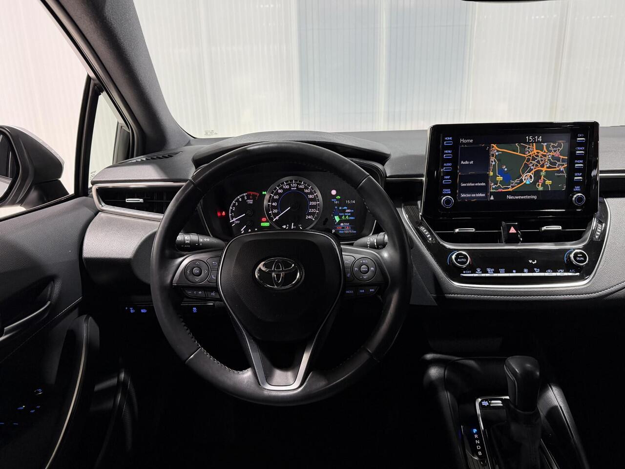 Toyota COROLLA Touring Sports 1.8 Hybrid Active | Navigatie | Dealer onderhouden |
