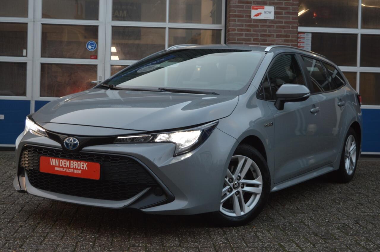 Toyota COROLLA Touring Sports 1.8 | HYBRID - CAMERA - LED